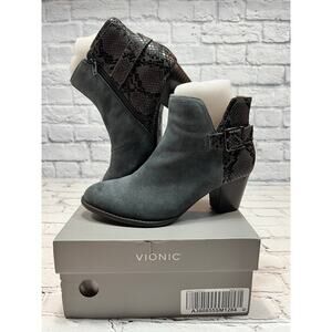 NIB Vionic Naomi Upright Gray Snakeskin Comfort Boots size 8